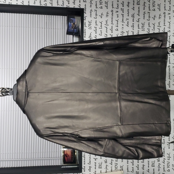 💥NEW💥 Men's Medium Dark Brown Leather Coat - Picture 3 of 7